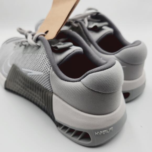 Mens Size 8 Nike Workout Shoes Metcon 9 Hyperlift Light Smoke Grey DZ2617-002